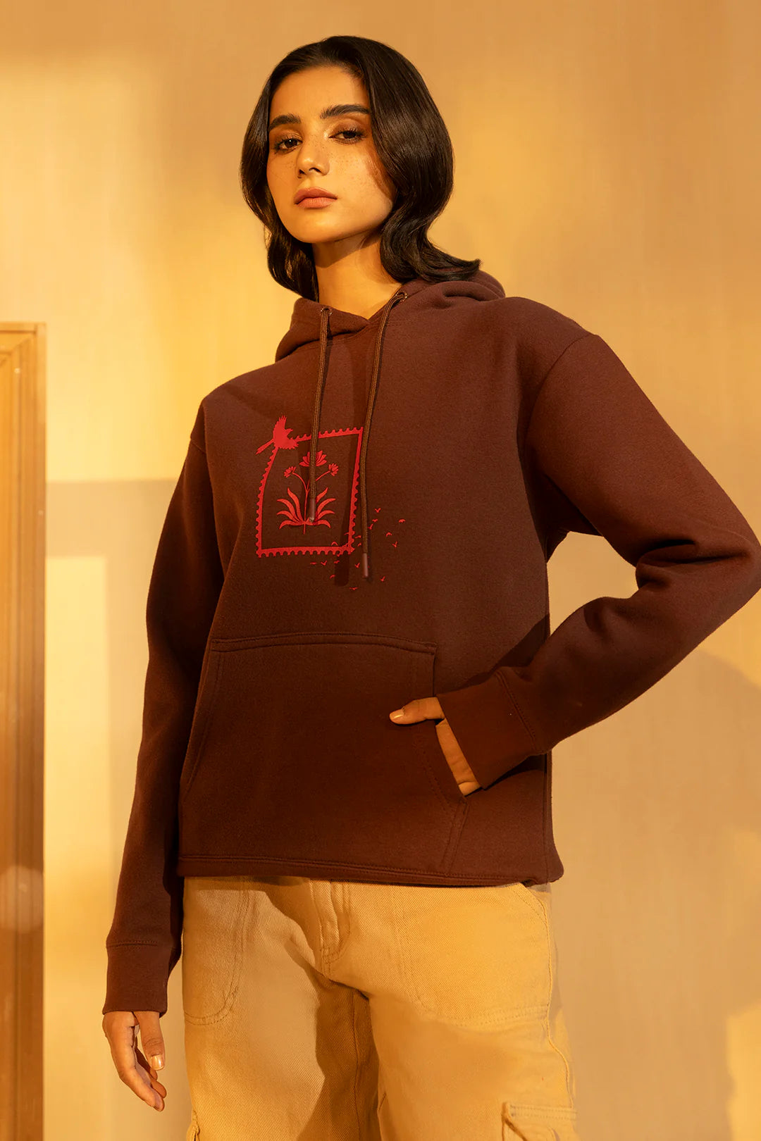 Graphic Hoodie – Brown
