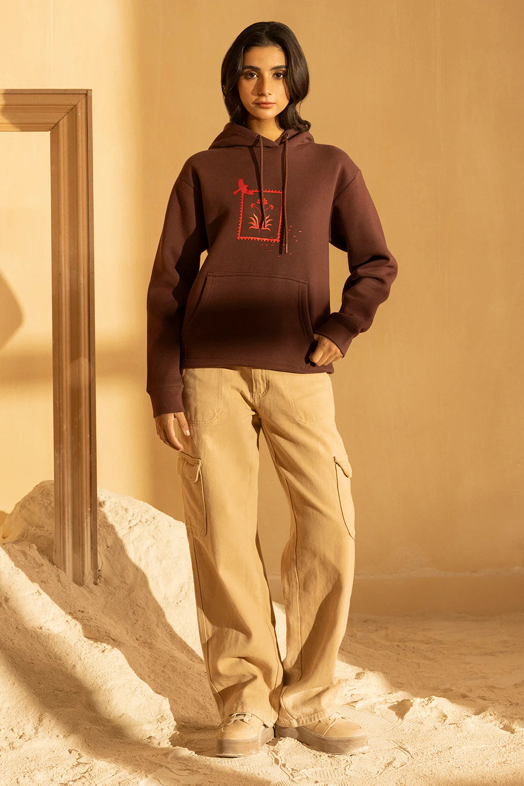 Graphic Hoodie – Brown