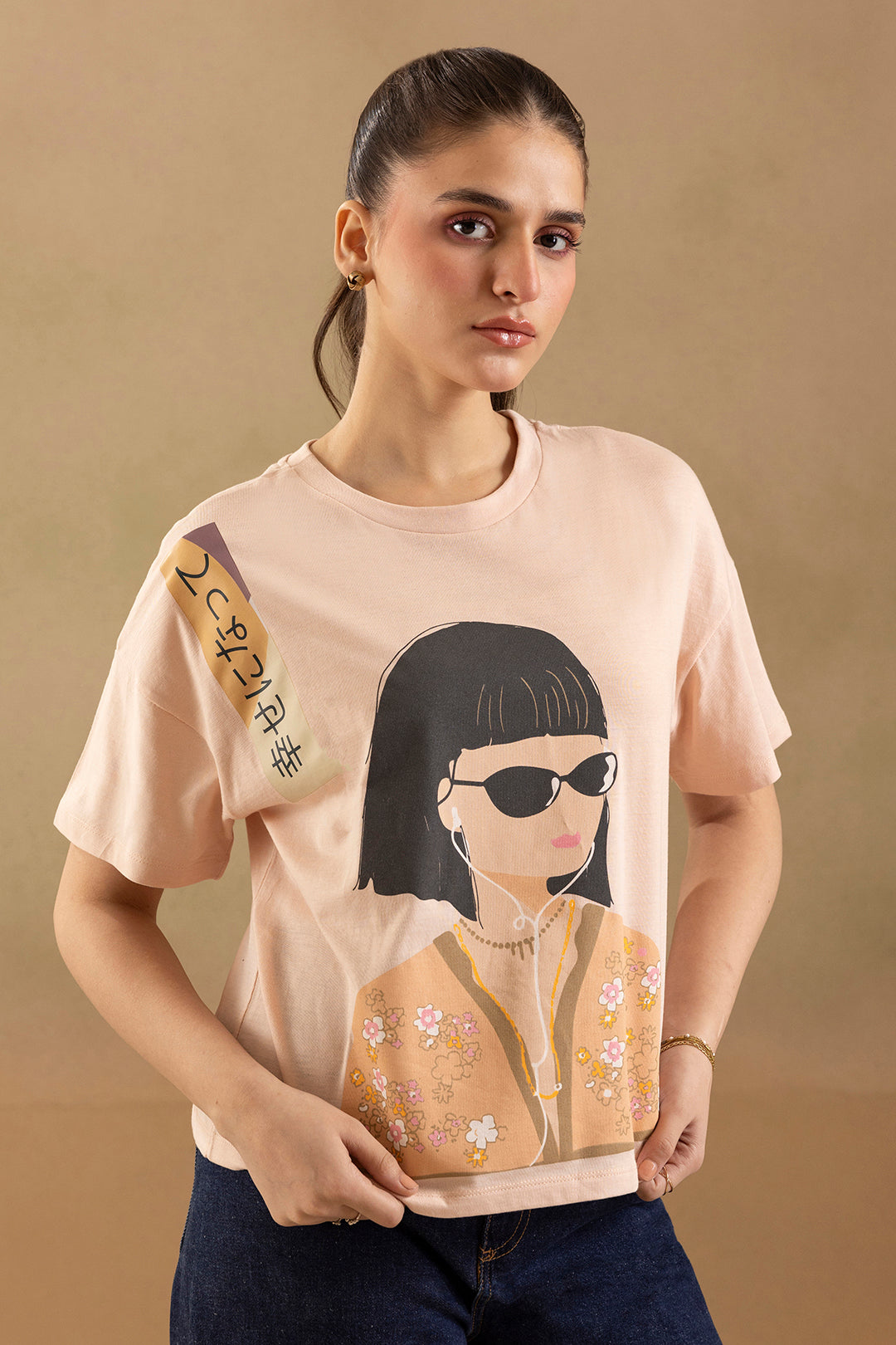 Graphic T-Shirt – Peach