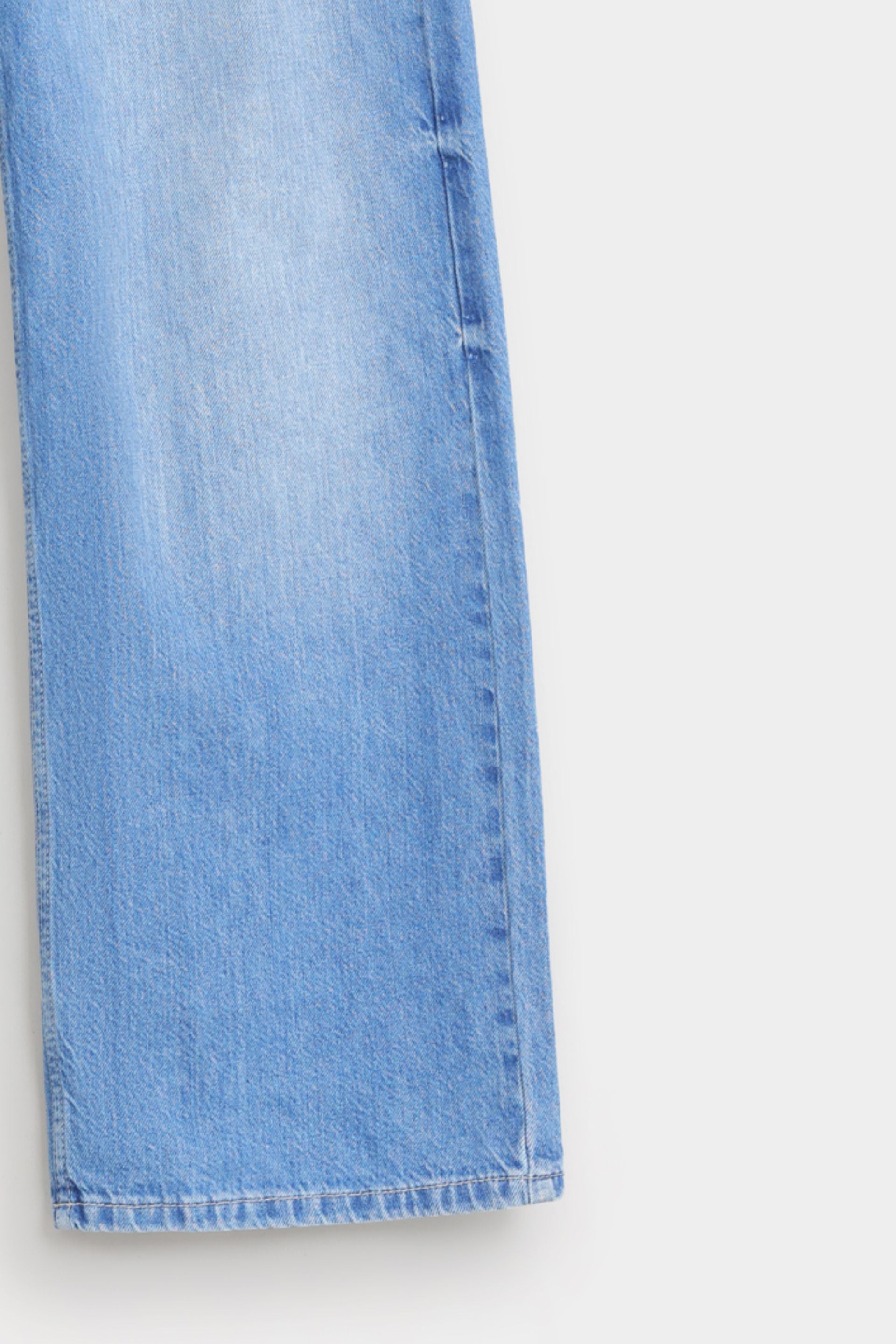 Wide Leg Baggy Jeans