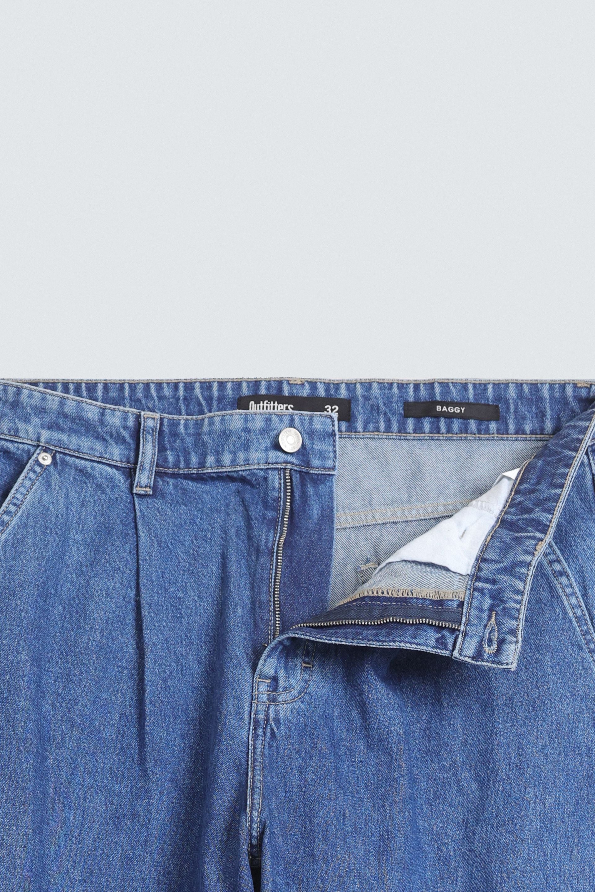 Baggy Fit Jeans