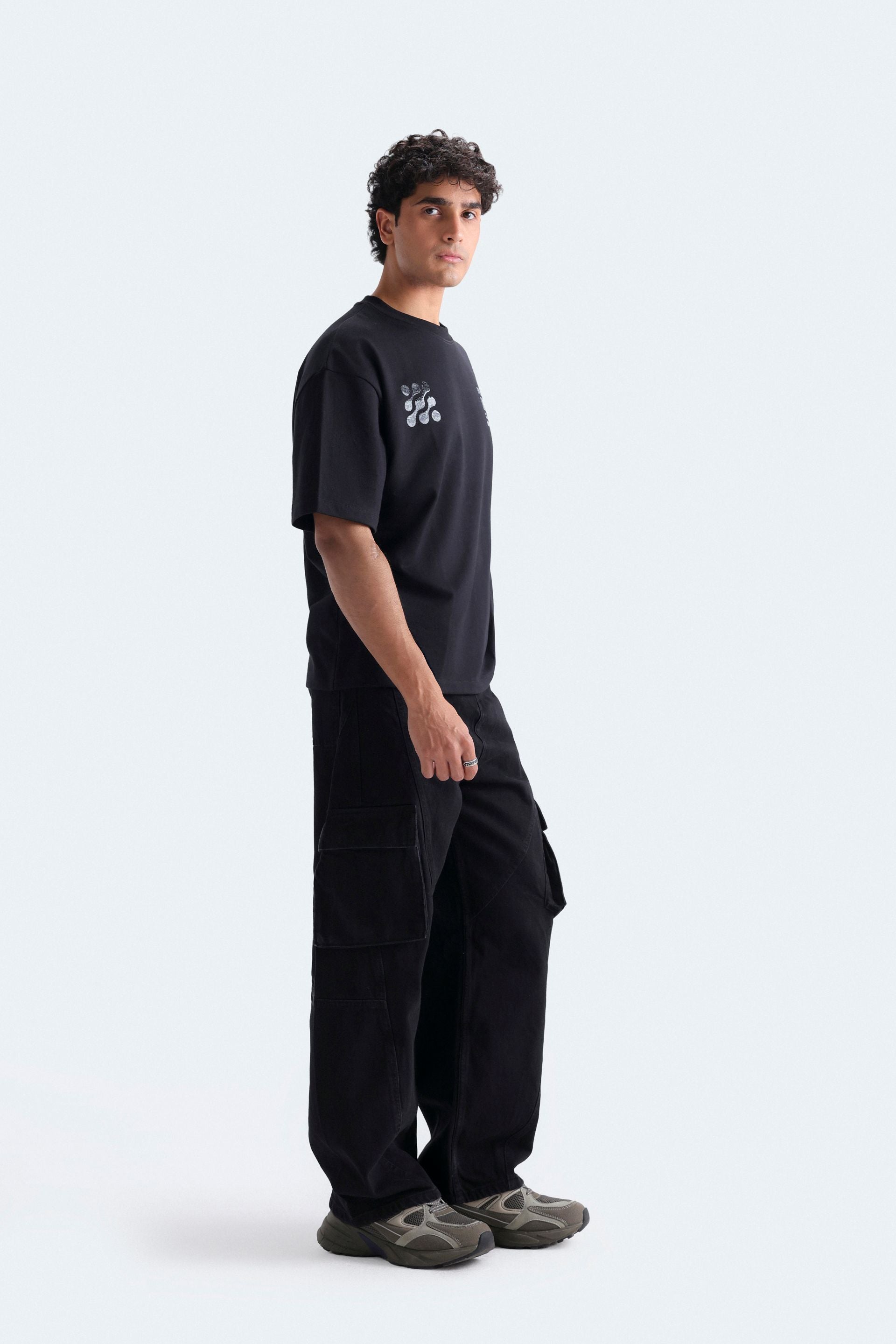 Baggy Fit Cargo Jeans