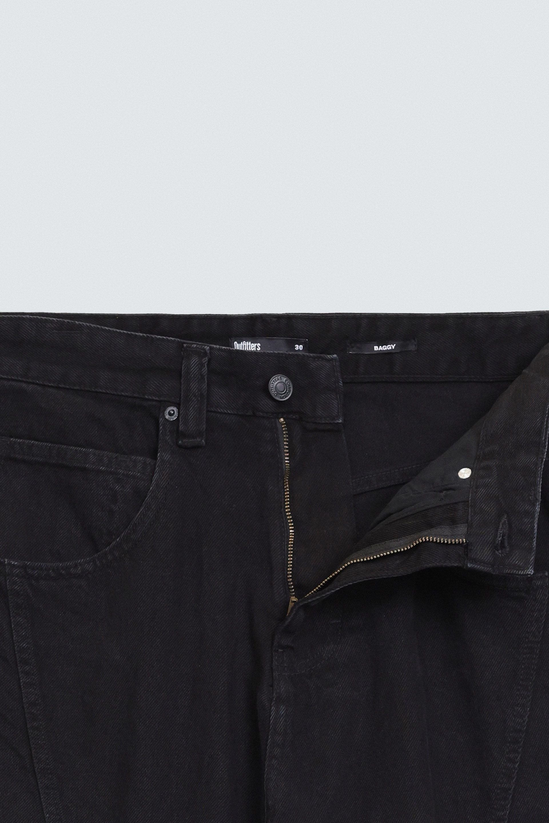 Baggy Fit Cargo Jeans