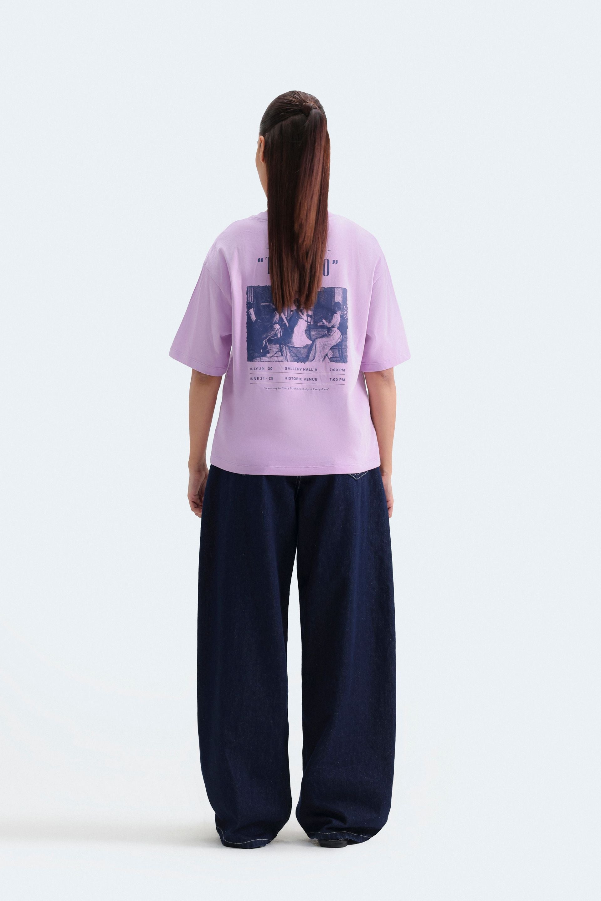 Mid-Rise Baggy Jeans