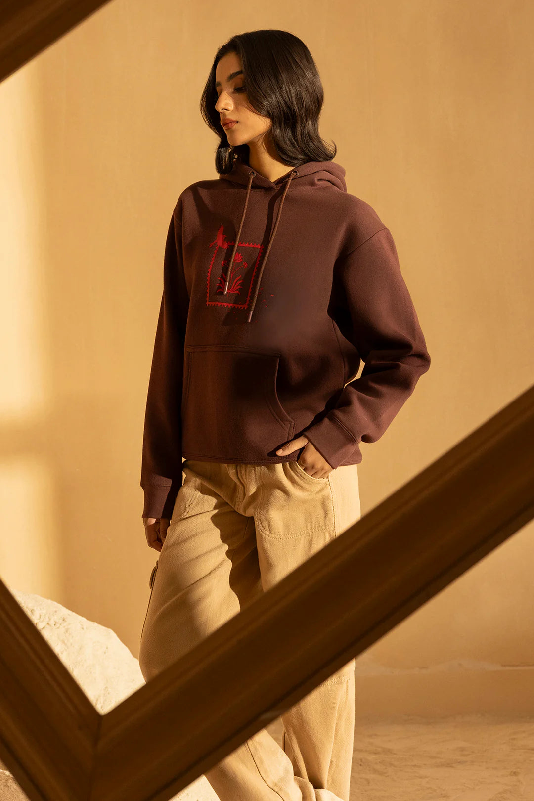 Graphic Hoodie – Brown