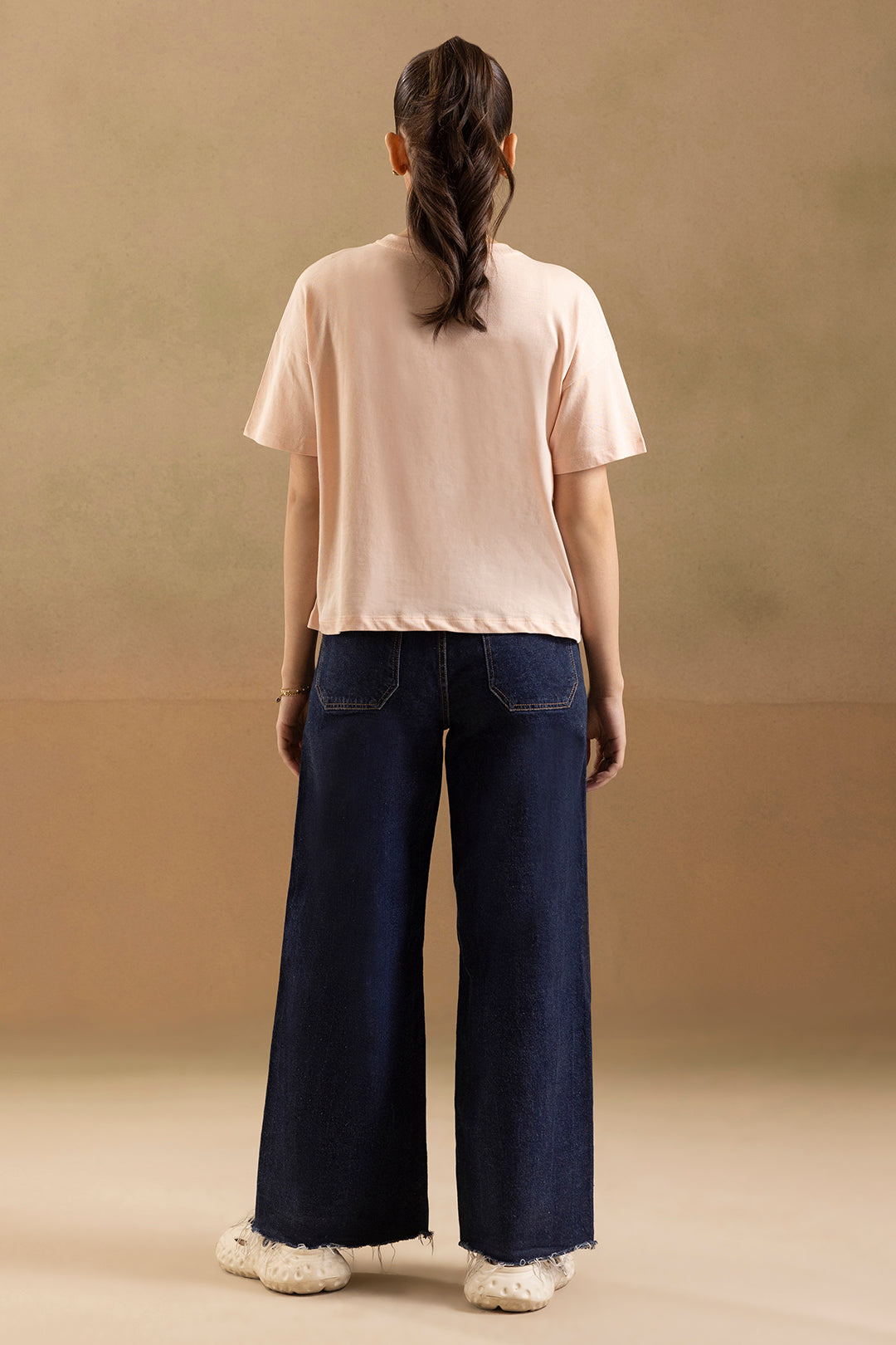 Graphic T-Shirt – Peach