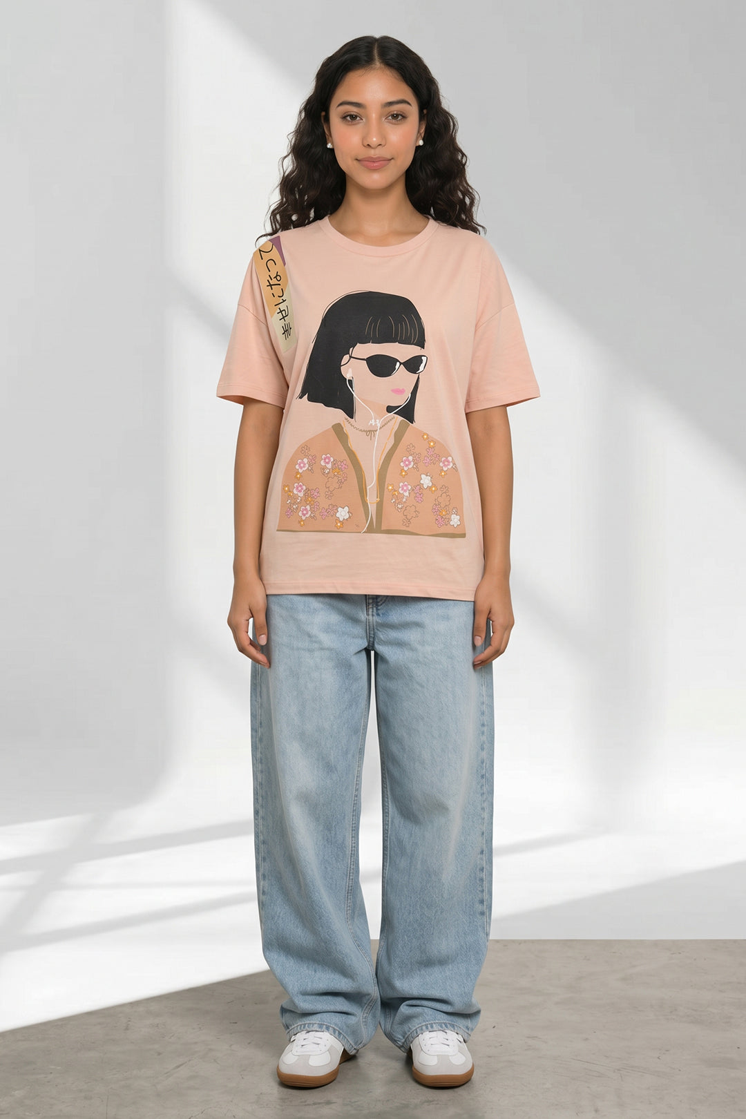 Graphic T-Shirt – Peach