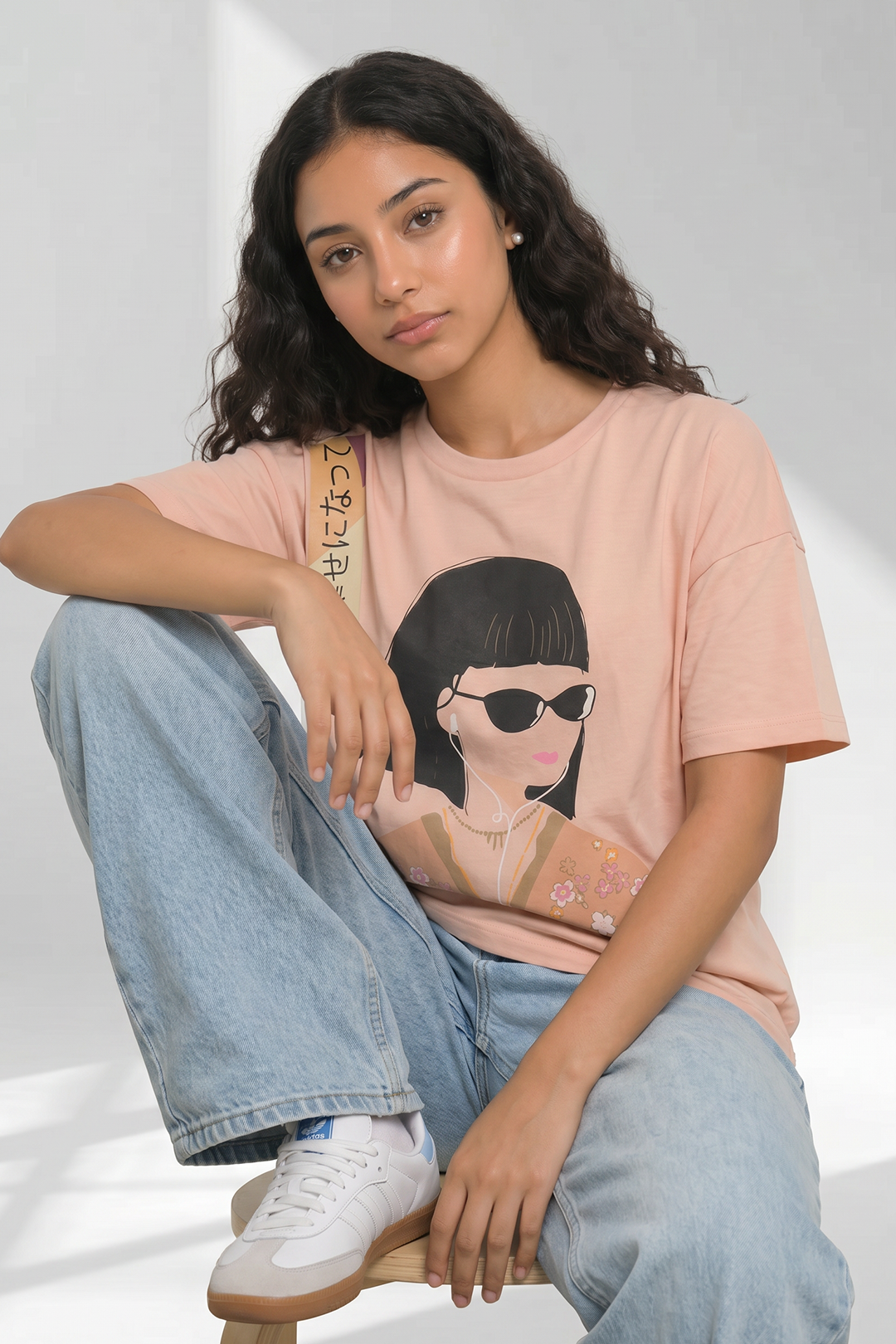 Graphic T-Shirt – Peach