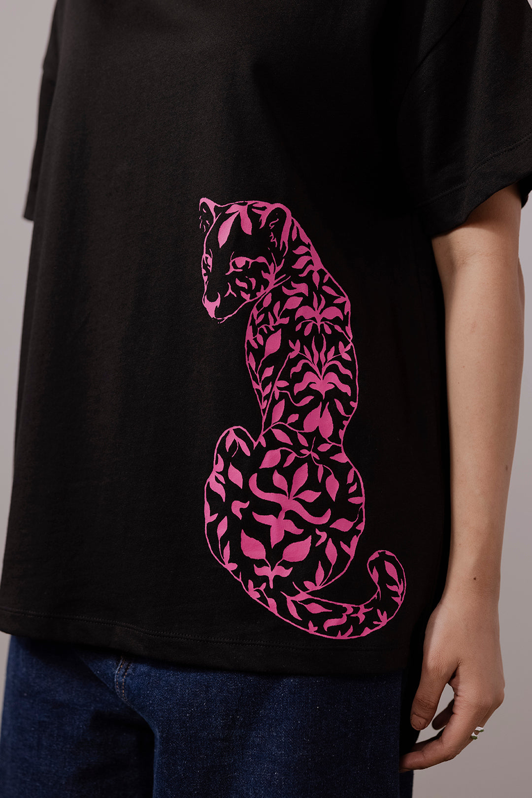 Graphic T-Shirt – Black