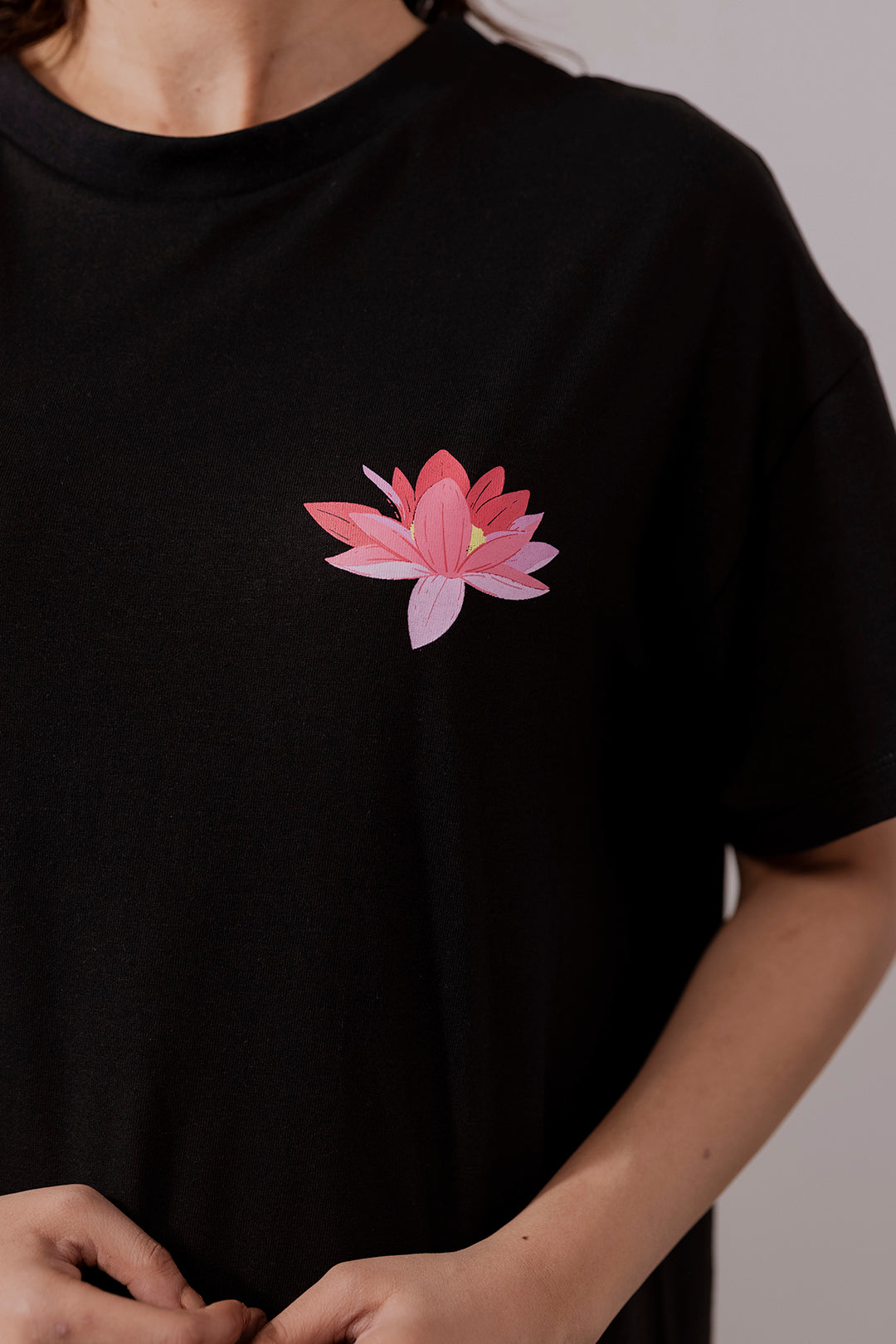 Graphic T-Shirt – Black